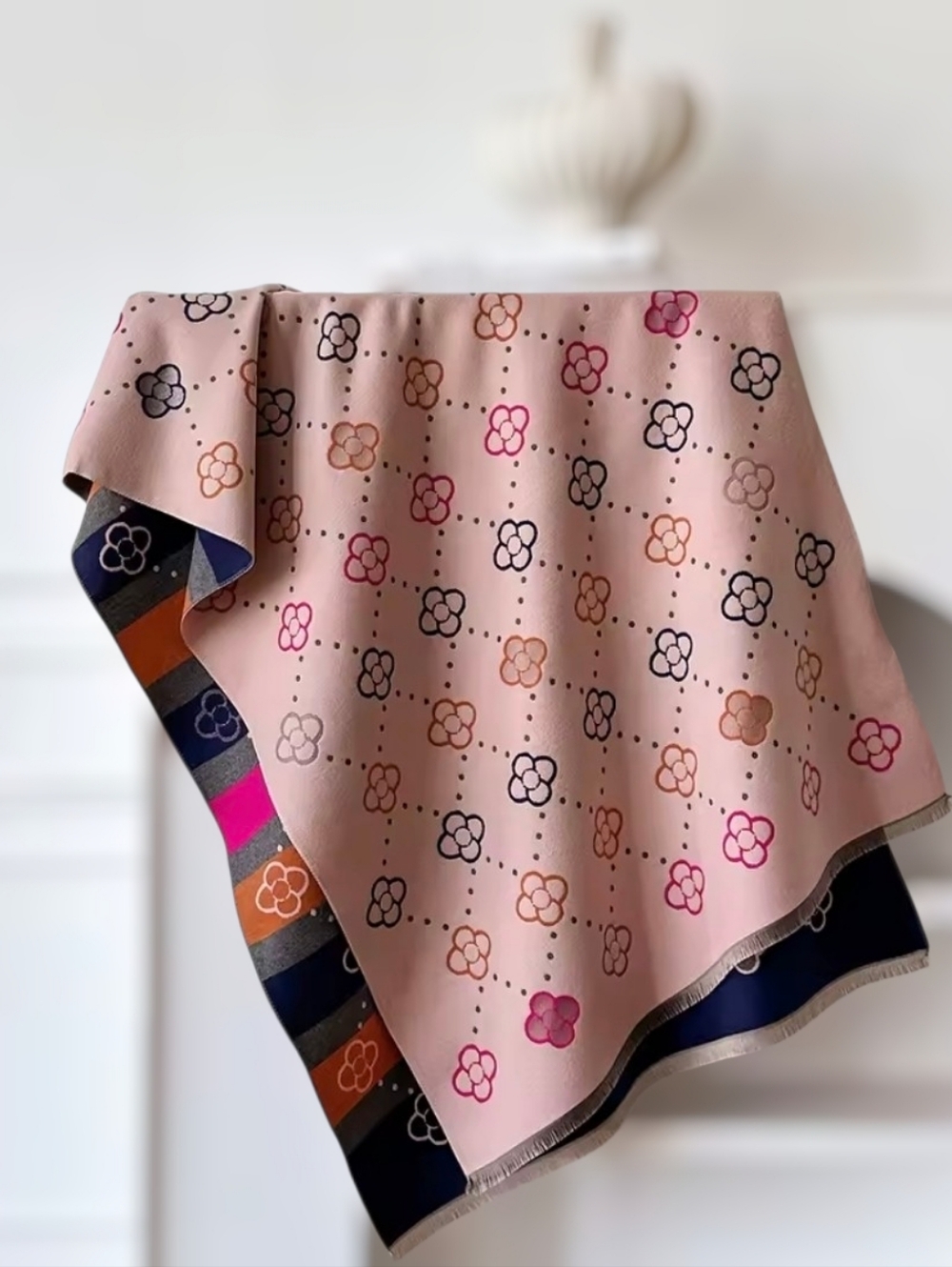 Cashmere Printed Scarf ▪︎ Pink/Black - Picture 9 of 9